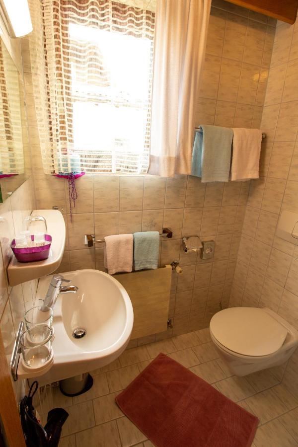 Haus Josef Bed & Breakfast Mayrhofen Dış mekan fotoğraf
