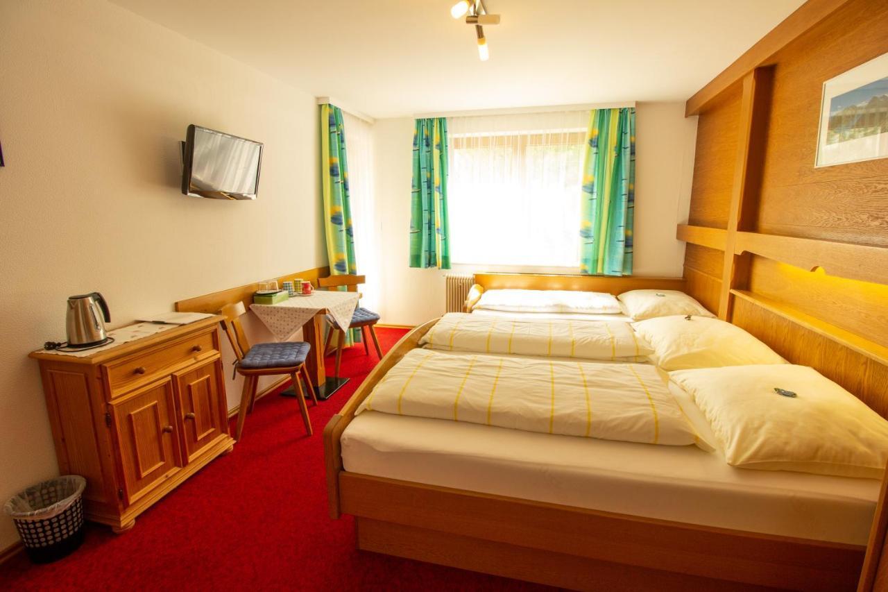 Haus Josef Bed & Breakfast Mayrhofen Dış mekan fotoğraf