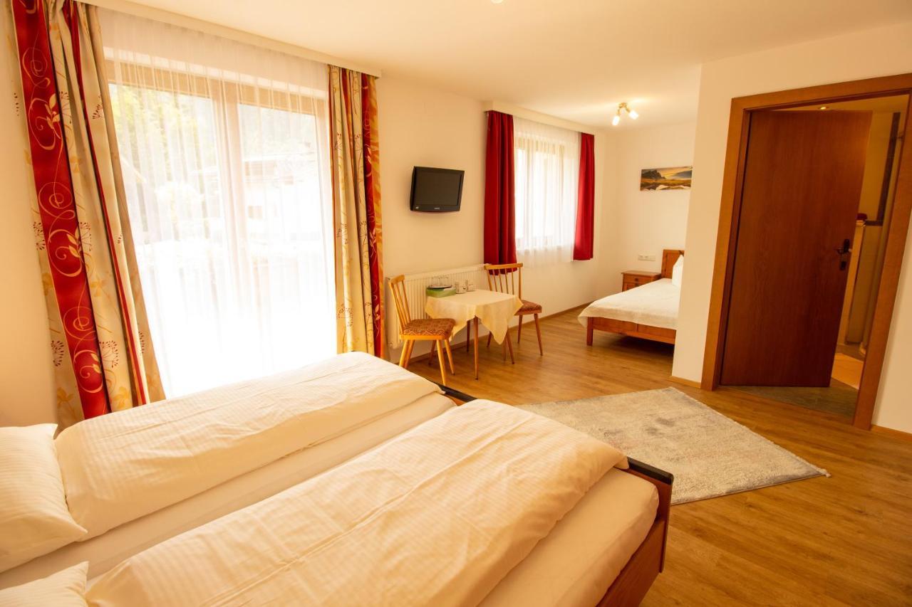 Haus Josef Bed & Breakfast Mayrhofen Dış mekan fotoğraf